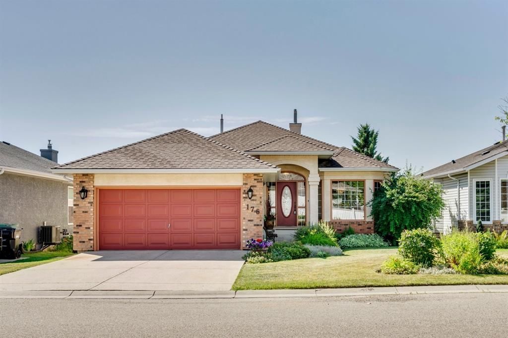 I have sold a property at 176 SIERRA MORENA CIRCLE SW in Calgary
